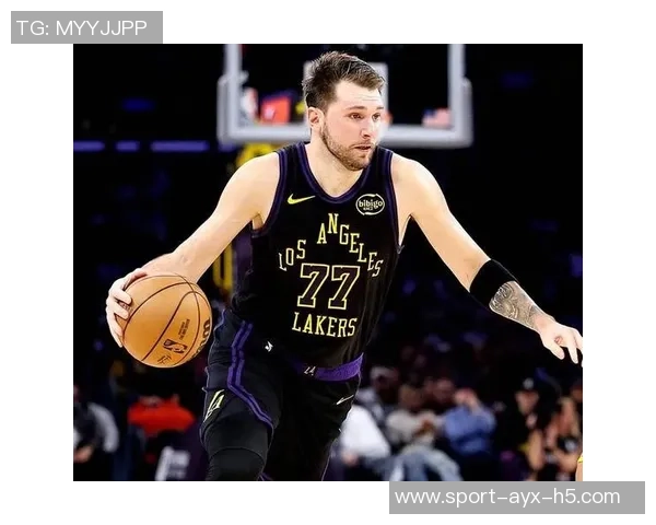 湖人如何在三分与防守的较量中逆转局势东詹双核能否重燃希望 湖人如何在三分与防守的较量中逆转局势东詹双核能否重燃希望